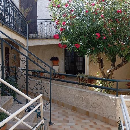 Saint-Martin-dʼArdècheCairenou Location公寓 外观 照片