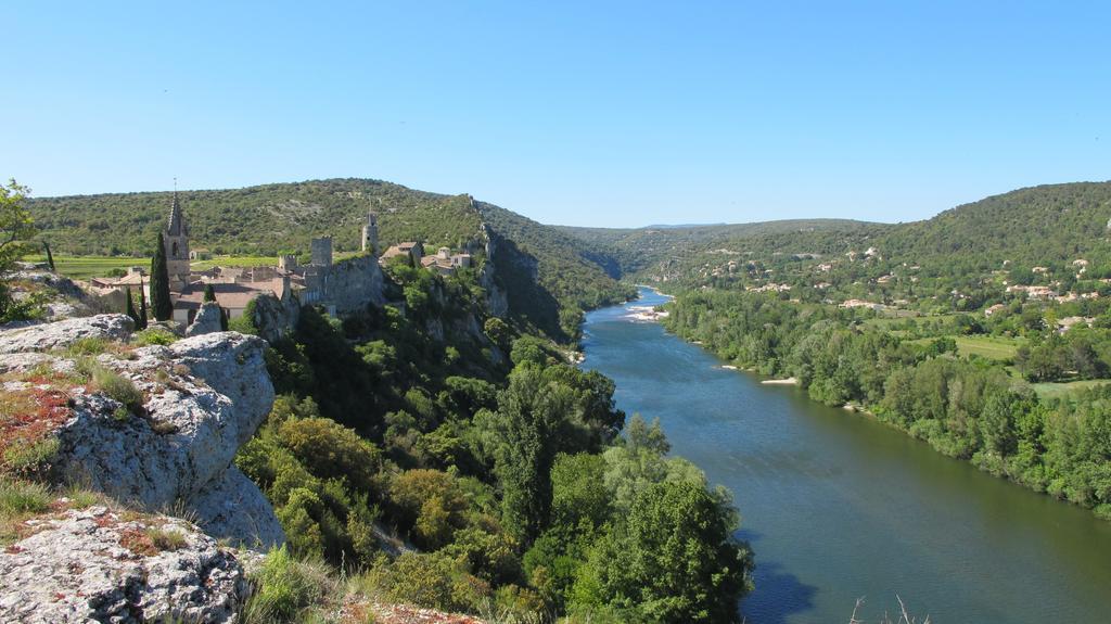 Saint-Martin-dʼArdècheCairenou Location公寓 外观 照片